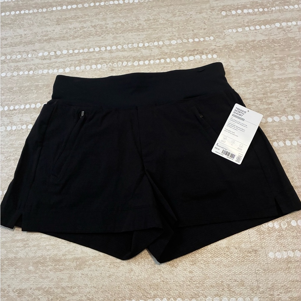Athleta Black Athletic Shorts NWT